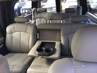 Chevrolet Suburban LT 5.3 V8 213kW