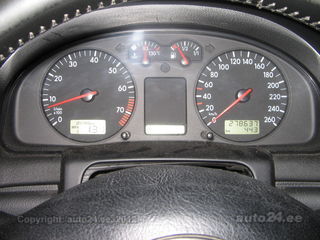 Volkswagen Passat variant 2.3 vr5 110kW