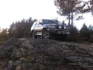 Toyota 4-Runner HILUX SURF 2.4 TD 66kW