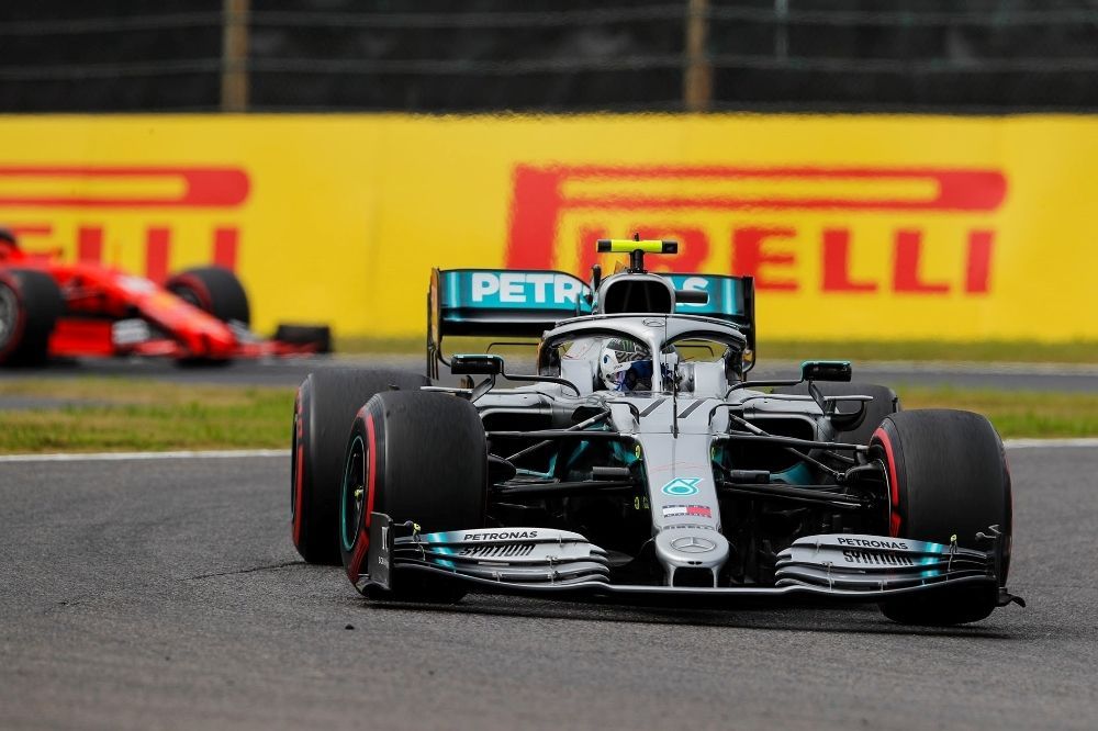 F1: Bottas võitis etapi ja Mercedes tiitli
